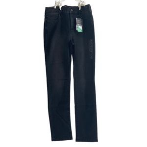 NWT Eddie Bauer Slightly Cury High Rise Elysian Denim